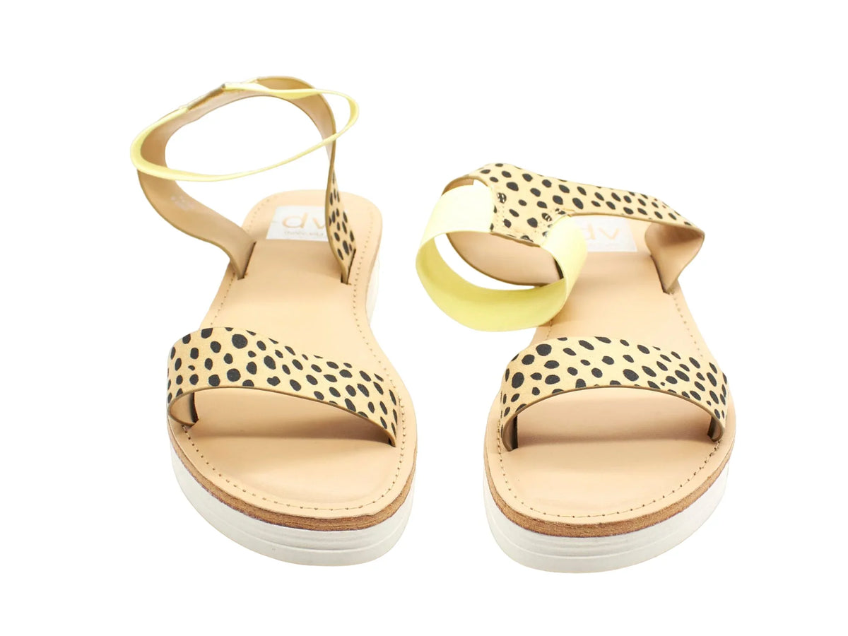 DV Brown Sandal (size Vita Hilfa Dolce 6) by Women's