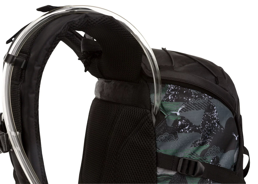 Big L Internal Black with Sur Frame, 28.5 Hydration Backpack Unisex, Bladder, Products Outdoor