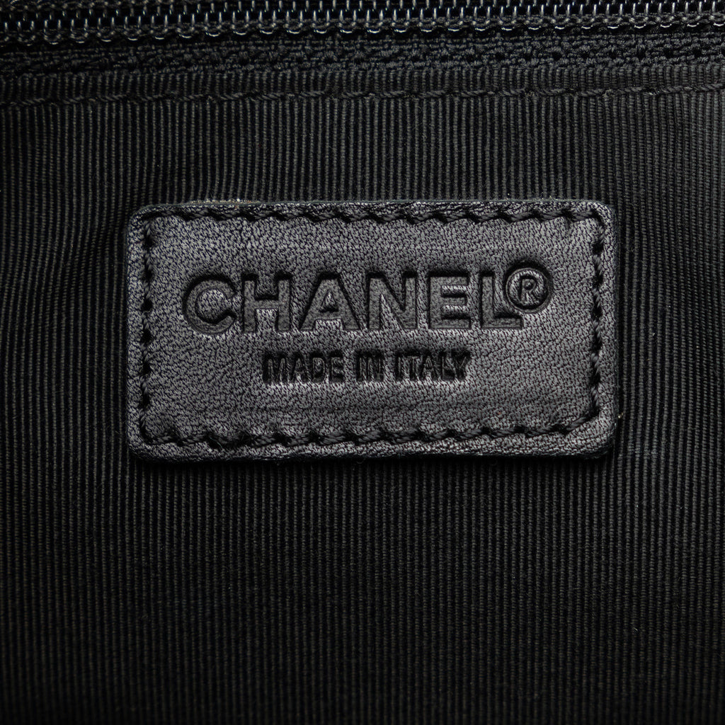 Wild Authenticated CC Handbag Leather Chanel Stitch (Good) Pre-Owned Lambskin HandleBag Top Black Unisex