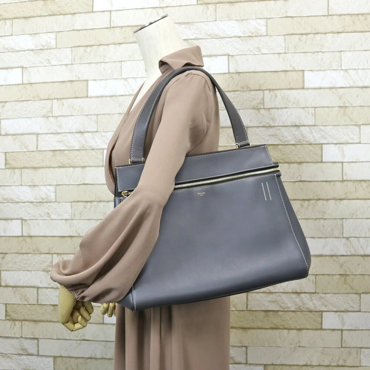 CELINE Edge Handbag Celine Pre-Owned Gray Ladies (Fair)