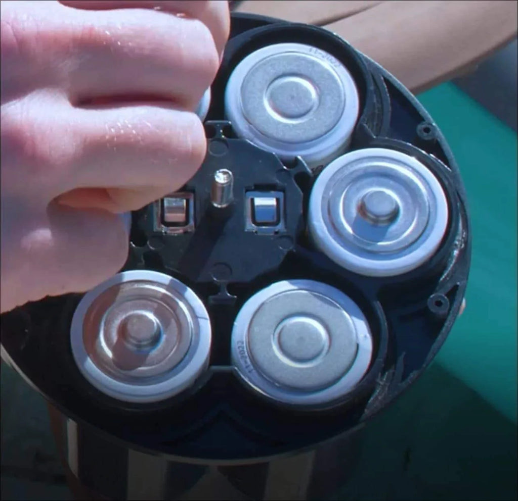 PoolCandy Tube Runner Motorized Tube Water