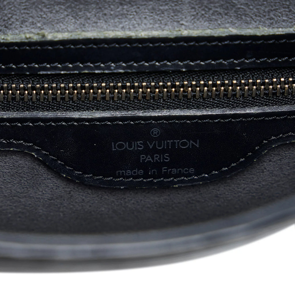 Epi Verseau Authenticated Unisex Pre-Owned Vuitton Bag Sac Louis Leather Shoulder (Fair) Black