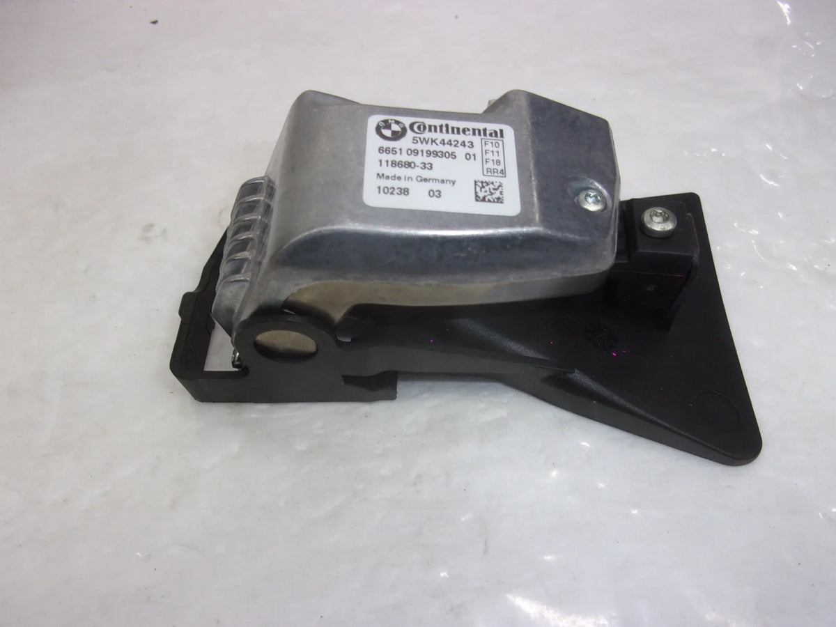 Warning Lane ID BMW OEM M5 (Good) 2012 Pre-Owned 665109199305 Camera Departure