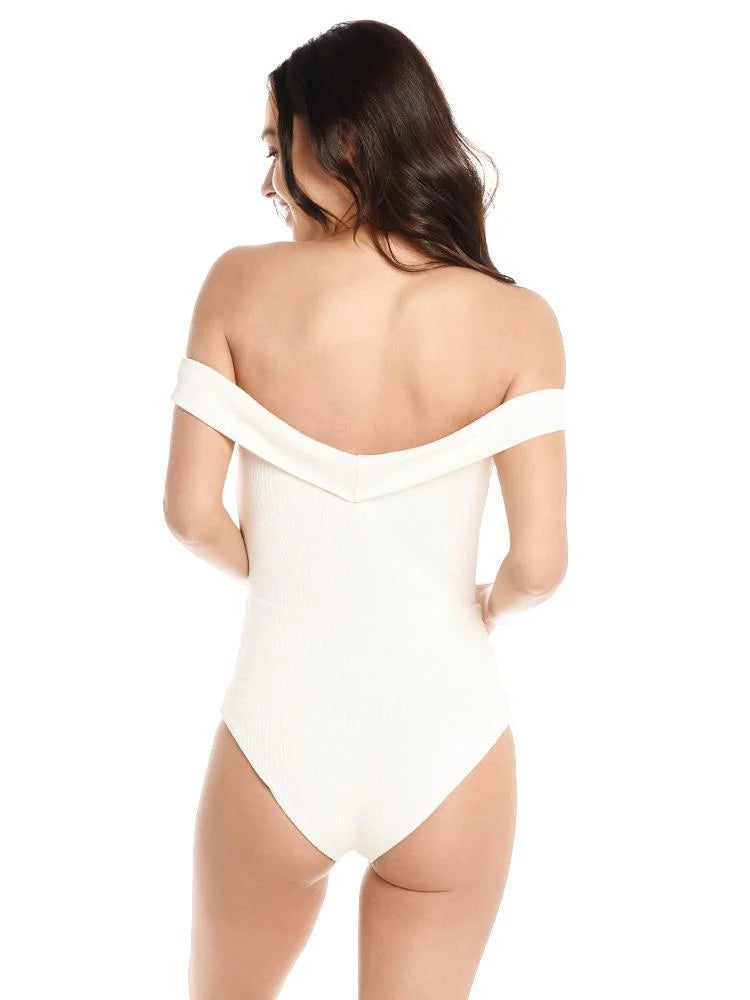 Classic 4 US Swimsuit, L*Space Piece One Anja CREAM