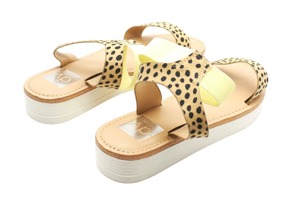 DV Brown Sandal (size Vita Hilfa Dolce 6) by Women's